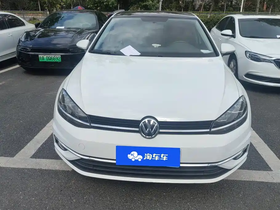 Volkswagen golf