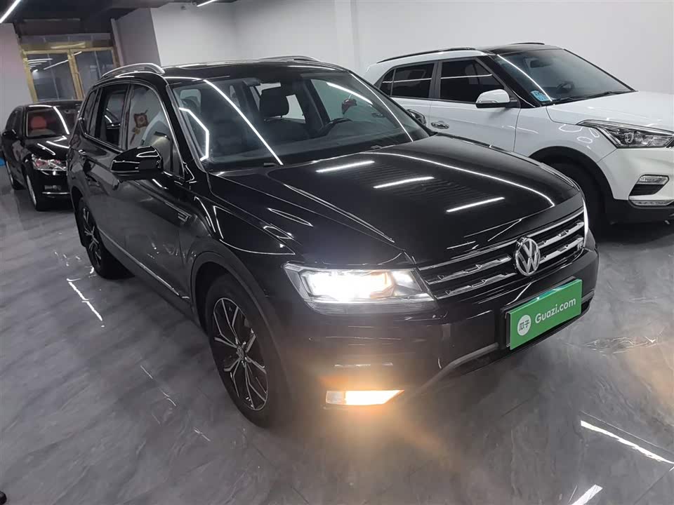 Volkswagen Tiguan L