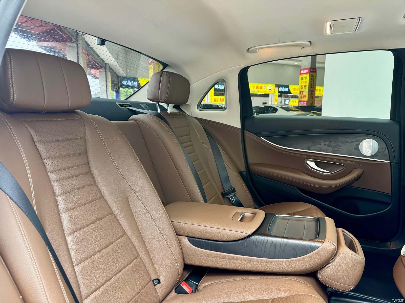 Mercedes-Benz E-Class, 2017 12