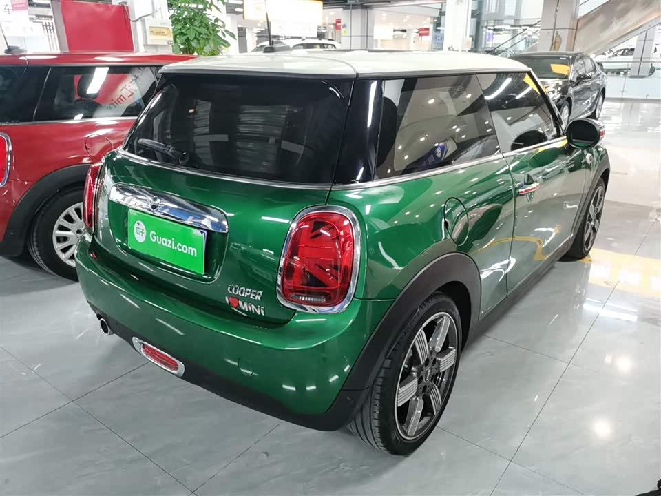 MINI MINI