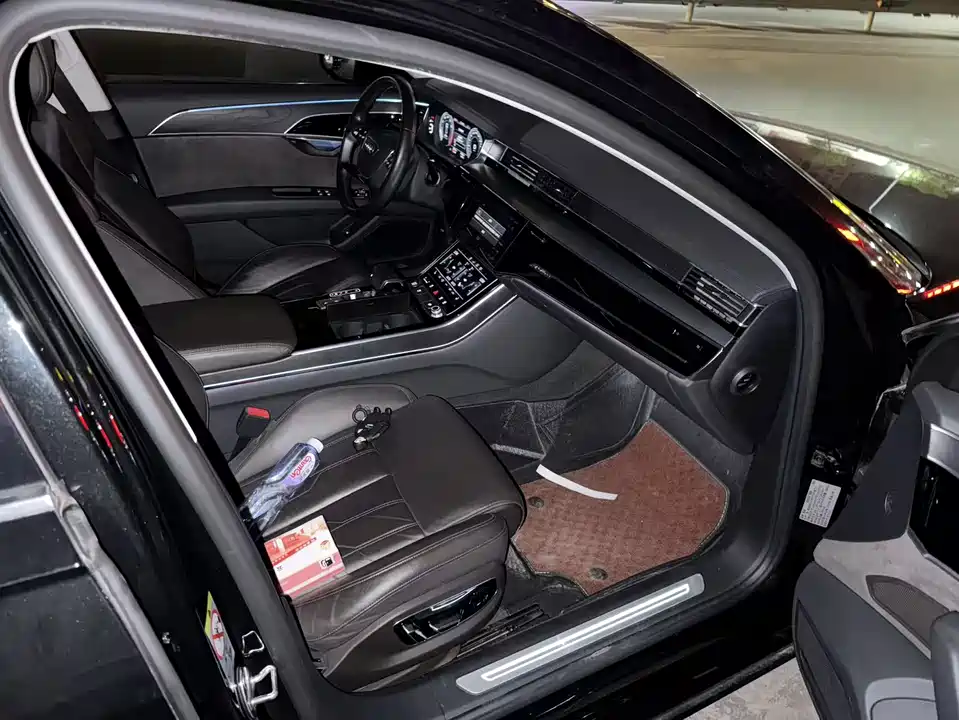 Audi A8 Audi A8