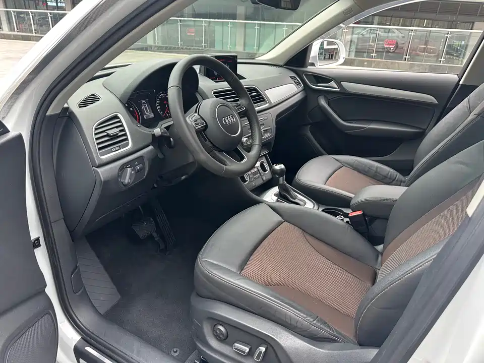 Audi Q3 Audi Q3