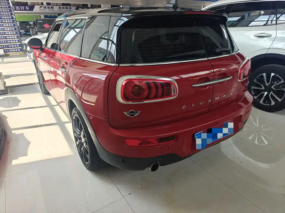 MINI CLUBMAN