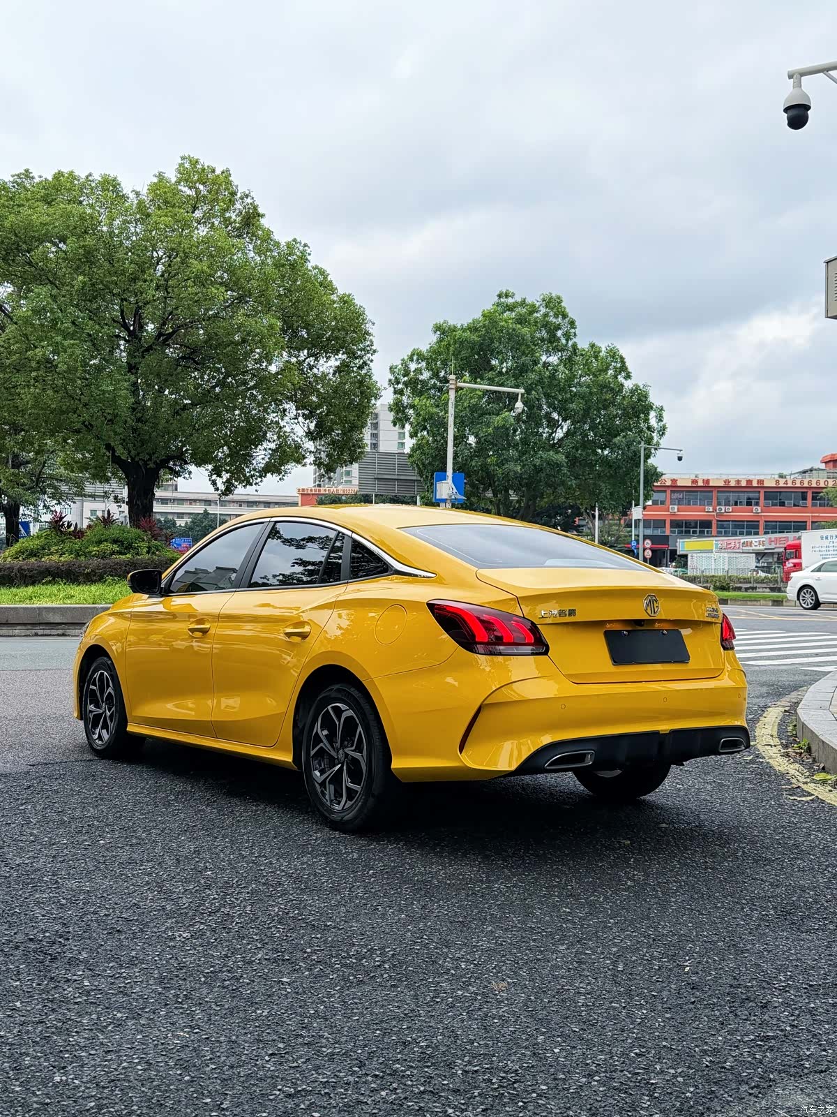 MG MG5, 2023 все фото