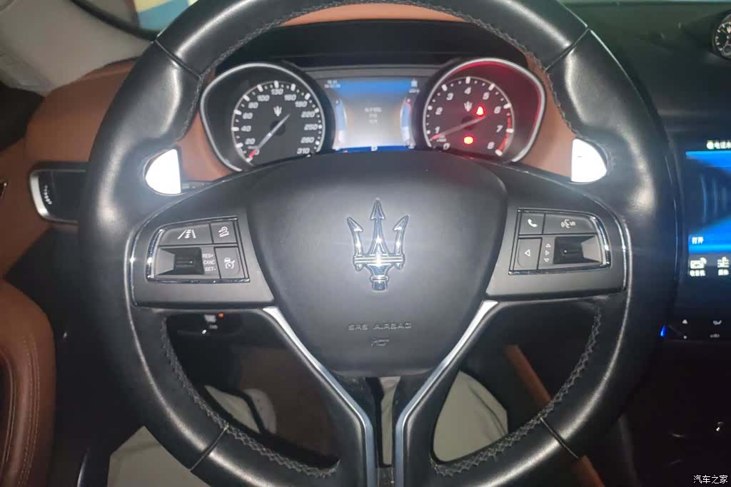 Maserati Levante, 2017 15