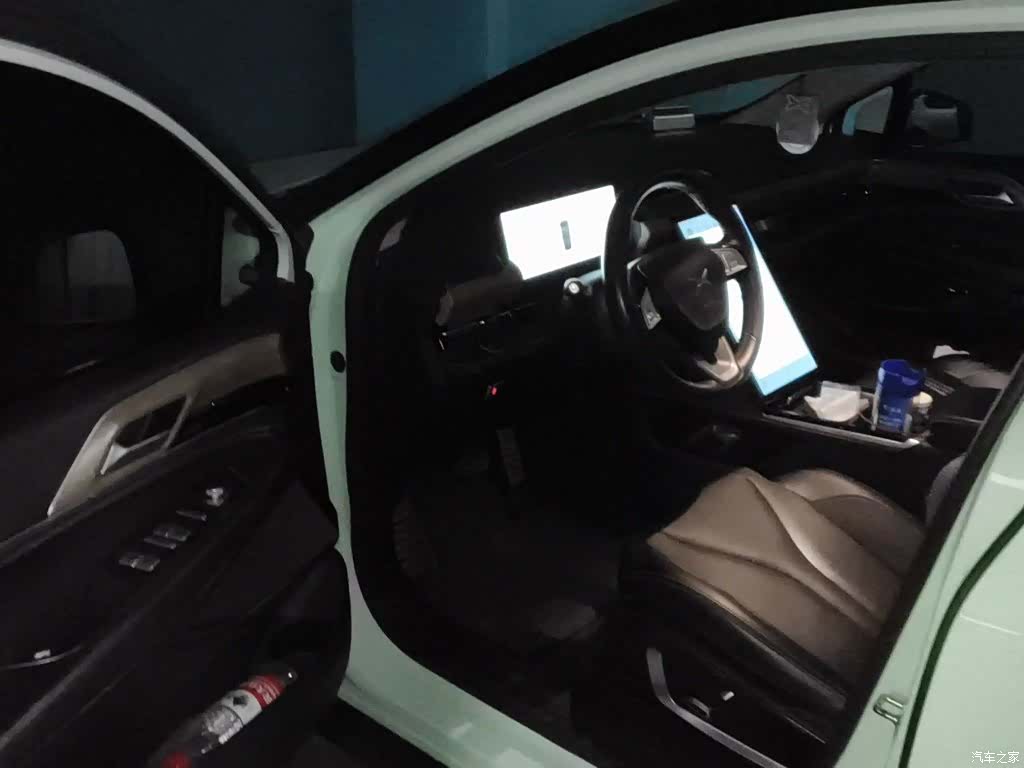 Xpeng P5, 2022 14