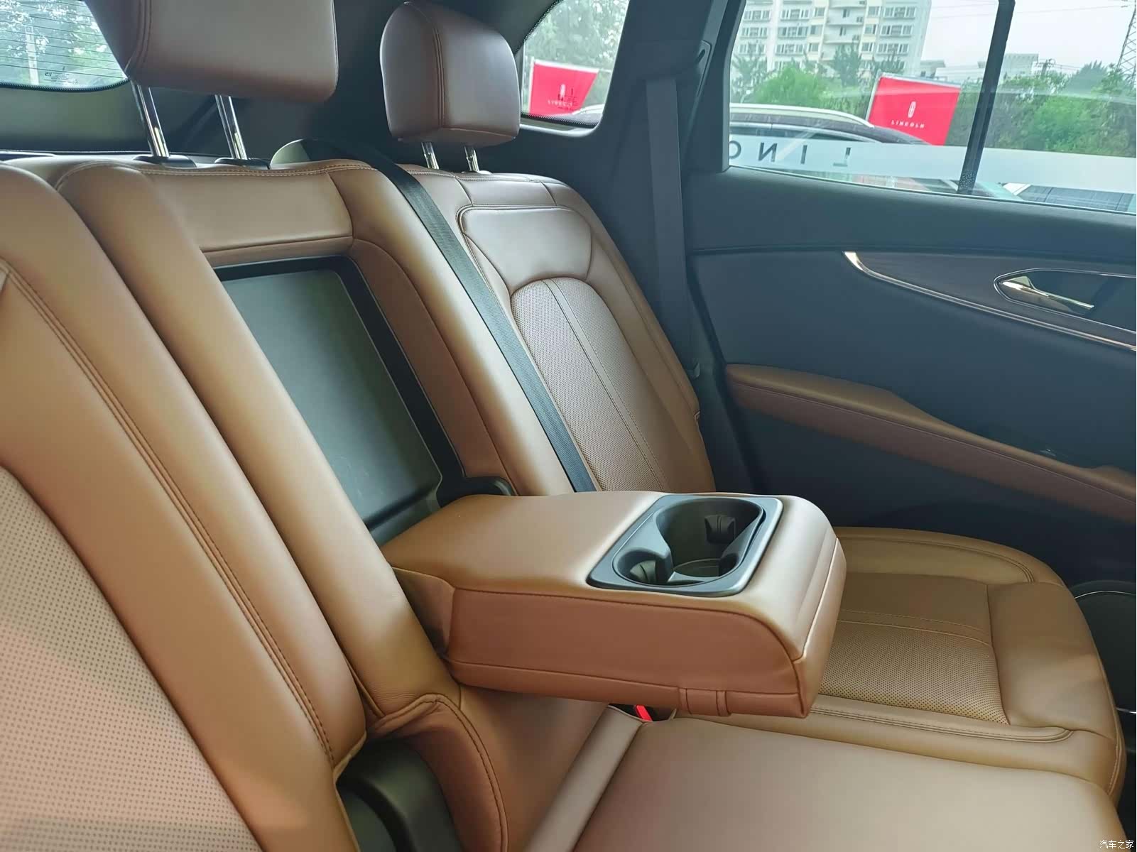 Lincoln Nautilus, 2024 11