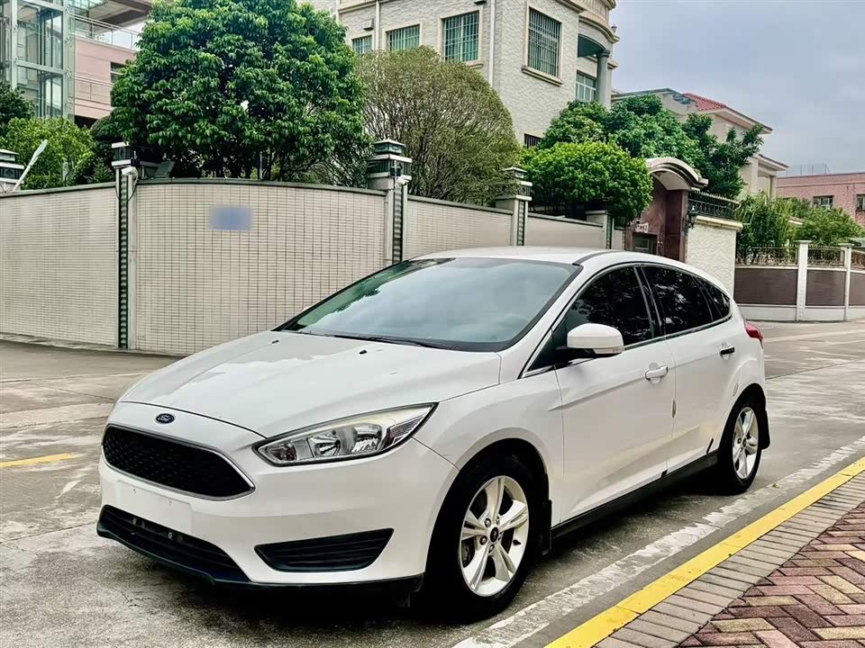 Ford Fox