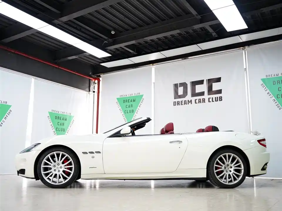 Maserati GranCabrio