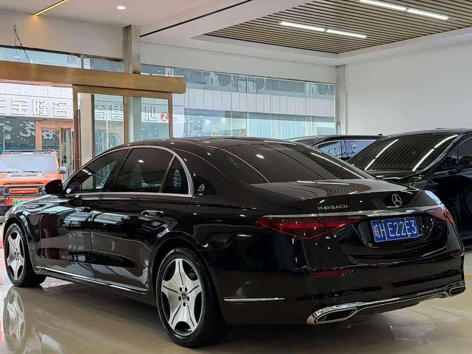 Mercedes-Benz S-class Mercedes-Benz S-class
