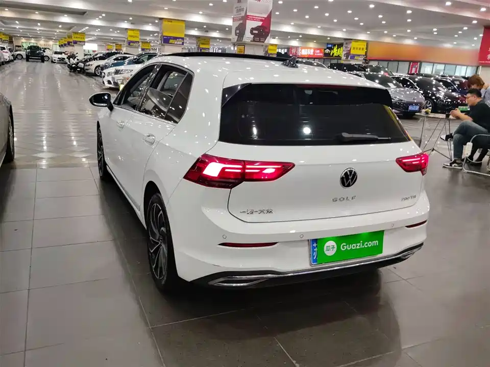 Volkswagen golf