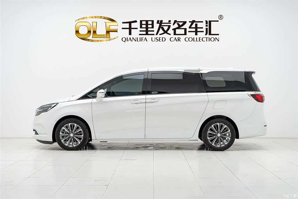 Buick GL8, 2022 7