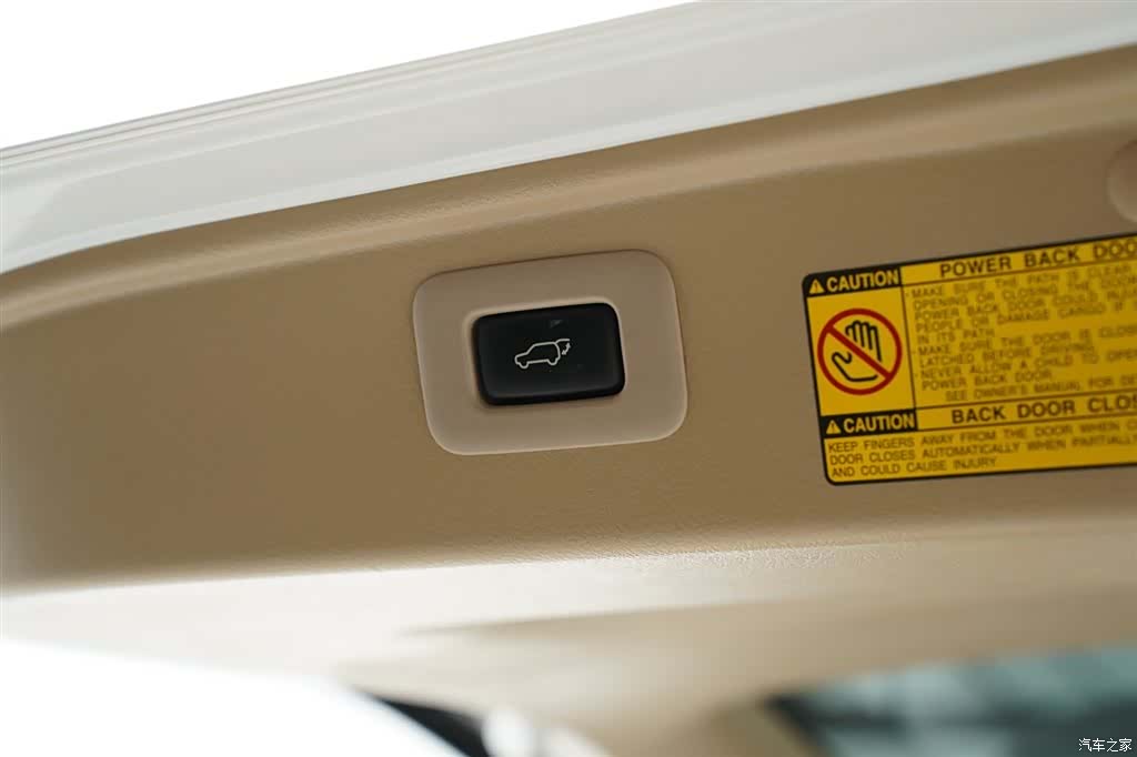 Toyota Alphard, 2012 23