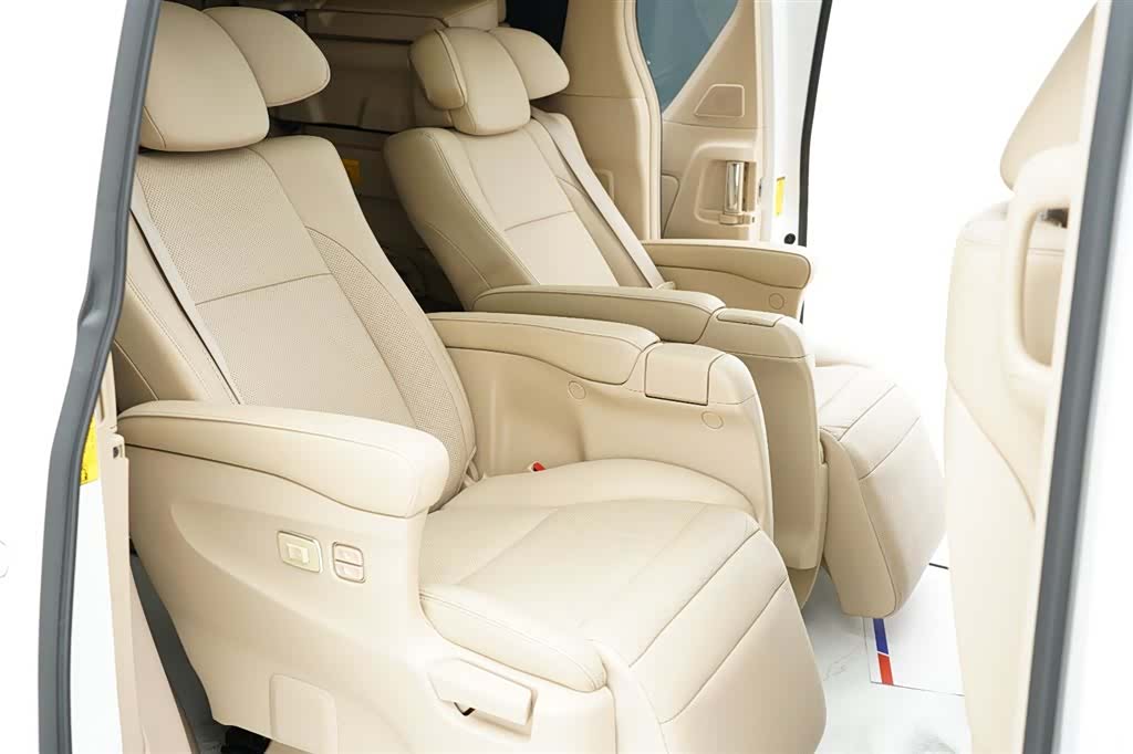 Toyota Alphard, 2012 25