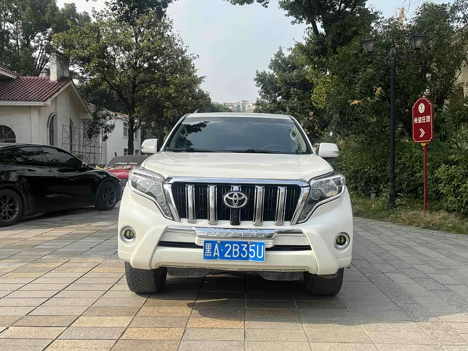Toyota Prado