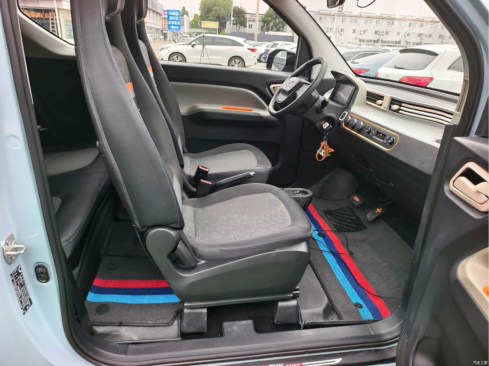 Wuling MINIEV, 2021 7
