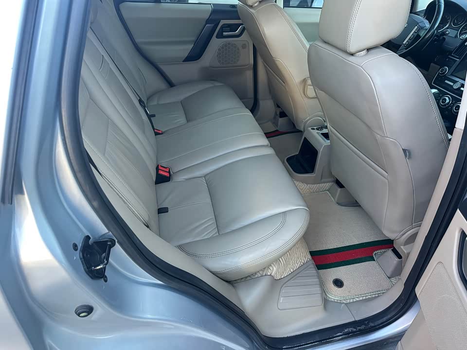Land Rover Freelander 2