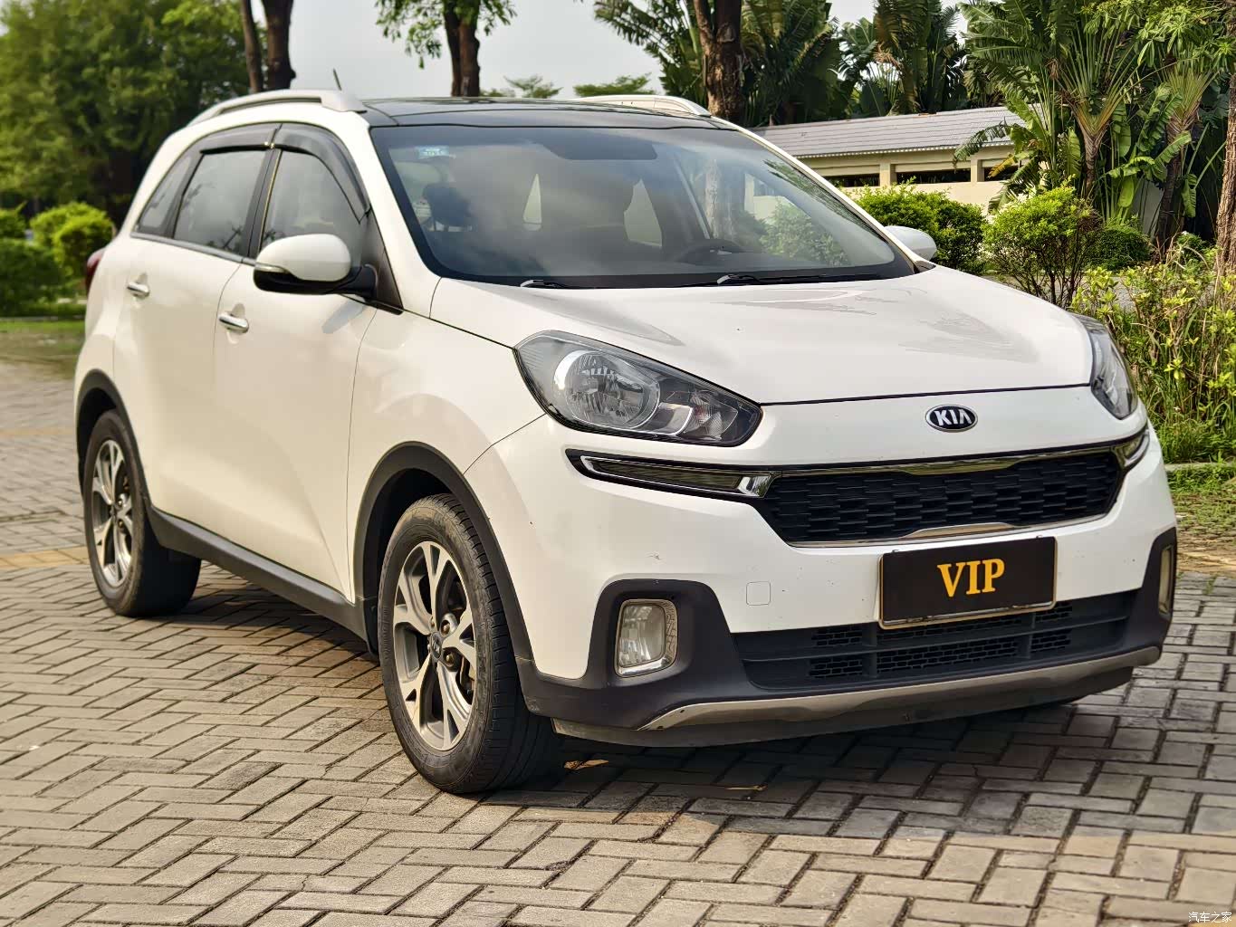 Kia KX3, 2015 3