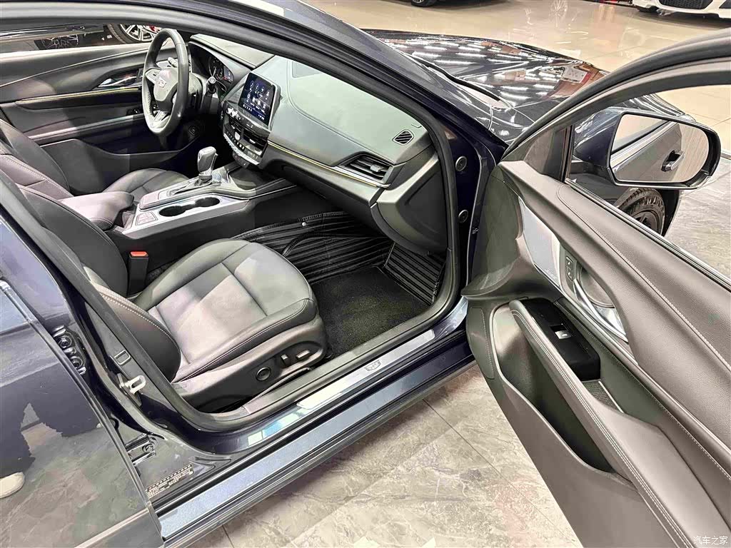 Cadillac CT4, 2022 18