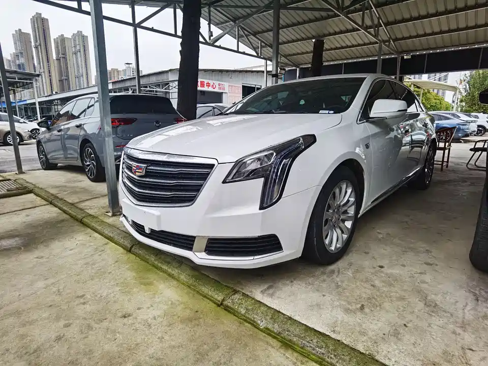 Cadillac XTS