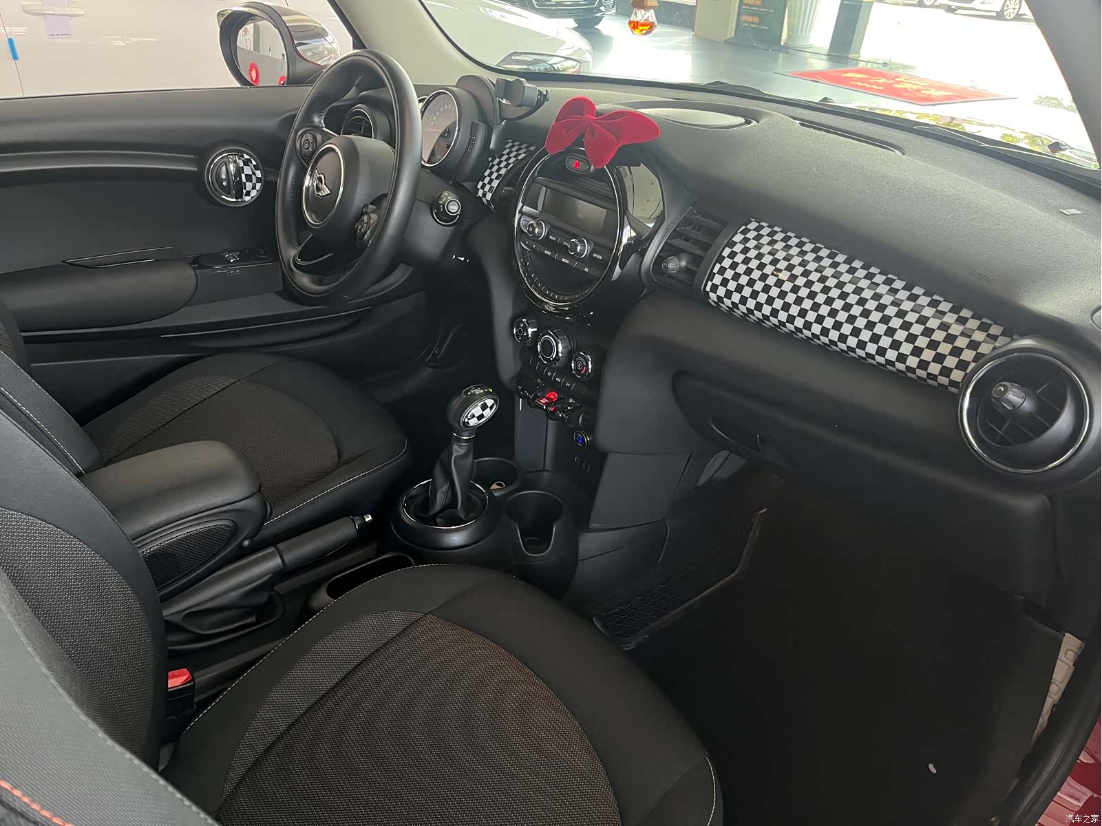 Mini ONE, 2016 12