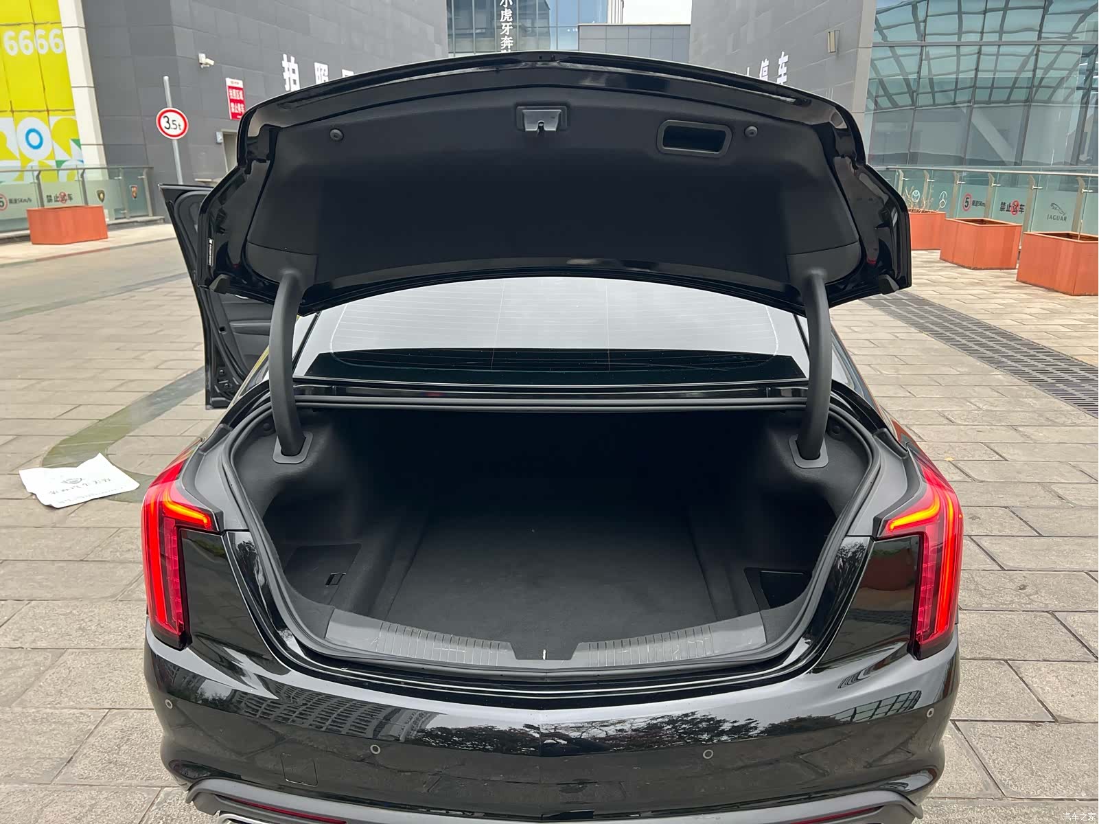 Cadillac CT5, 2022 22