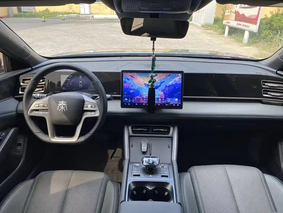 BYD Qin L