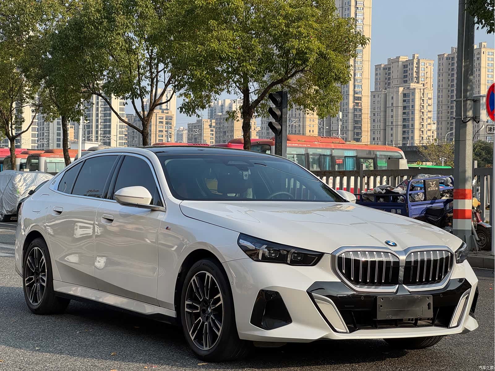 BMW 5 Series, 2024 1