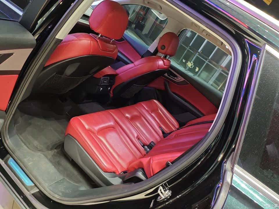 Audi Q7, 2017 все фото