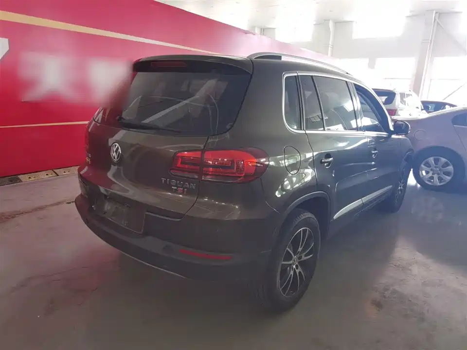 Volkswagen Tiguan