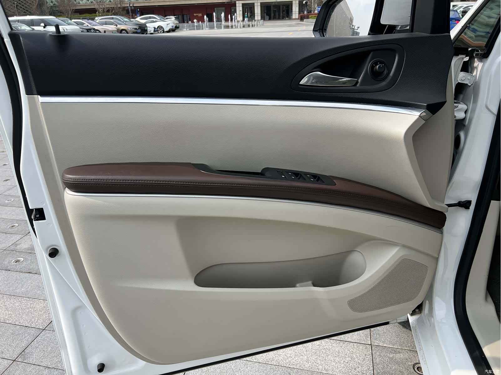 Buick GL8, 2020 22