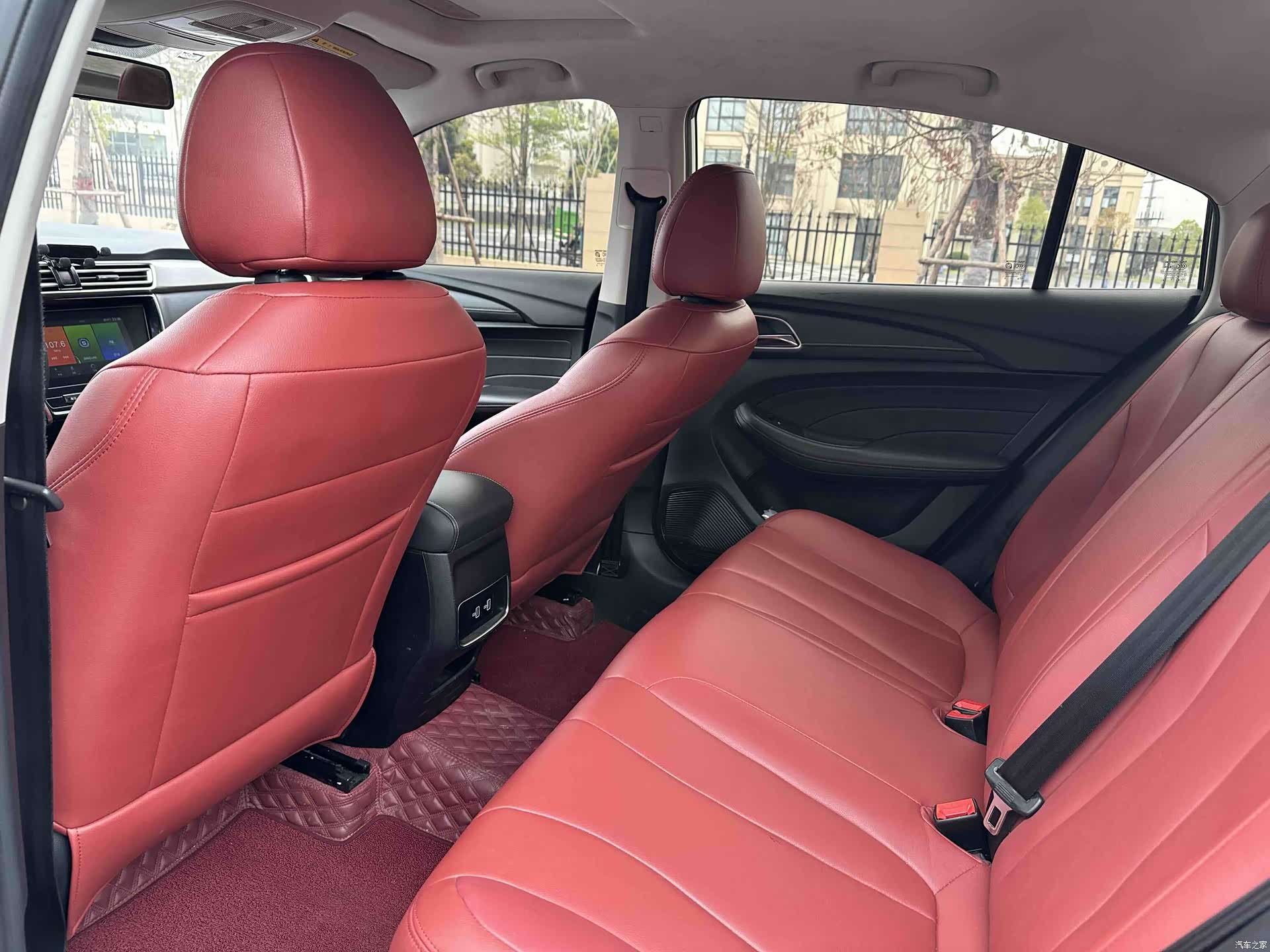 Roewe i5, 2021 6