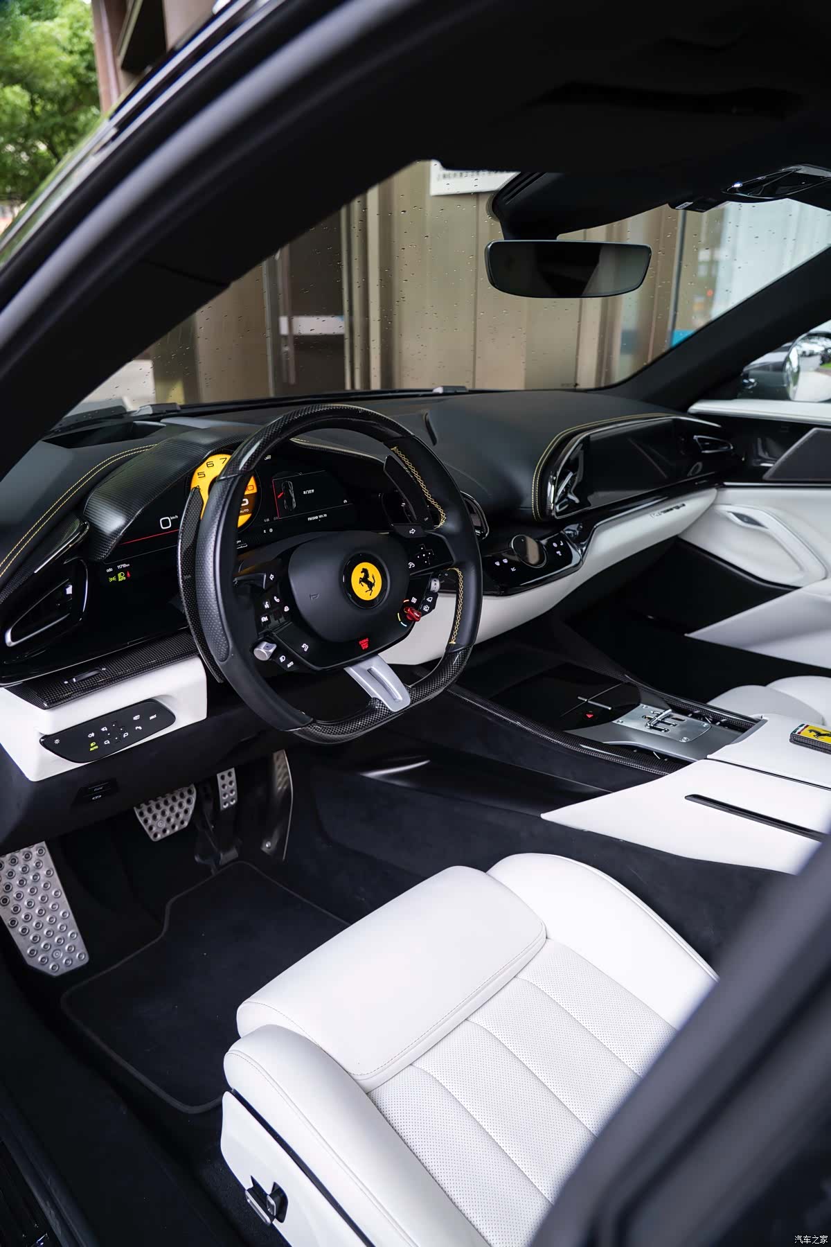 Ferrari Purosangue, 2024 7