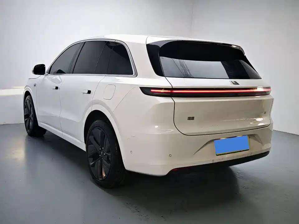 Li Auto Ideal L6