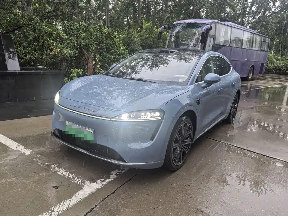 HarmonyOS Wisdom World R7