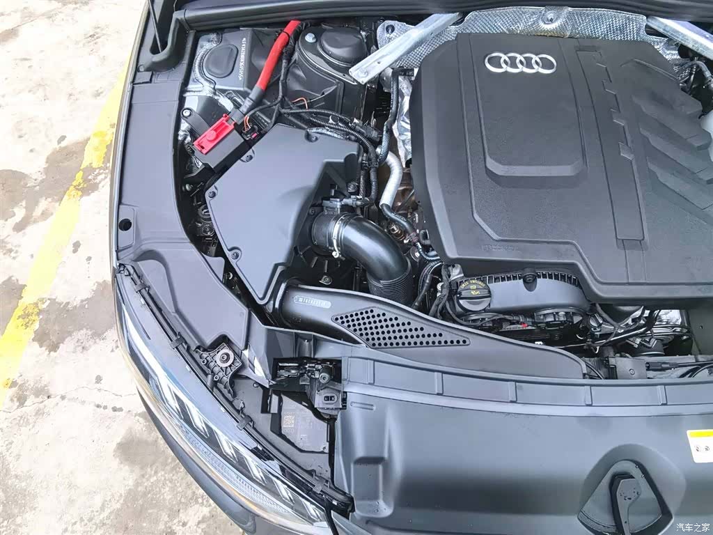 Audi A4L, 2024 10