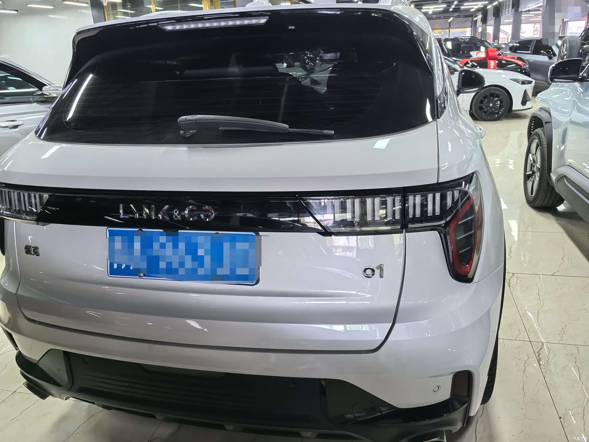 Lynk & Co 01, 2022 все фото