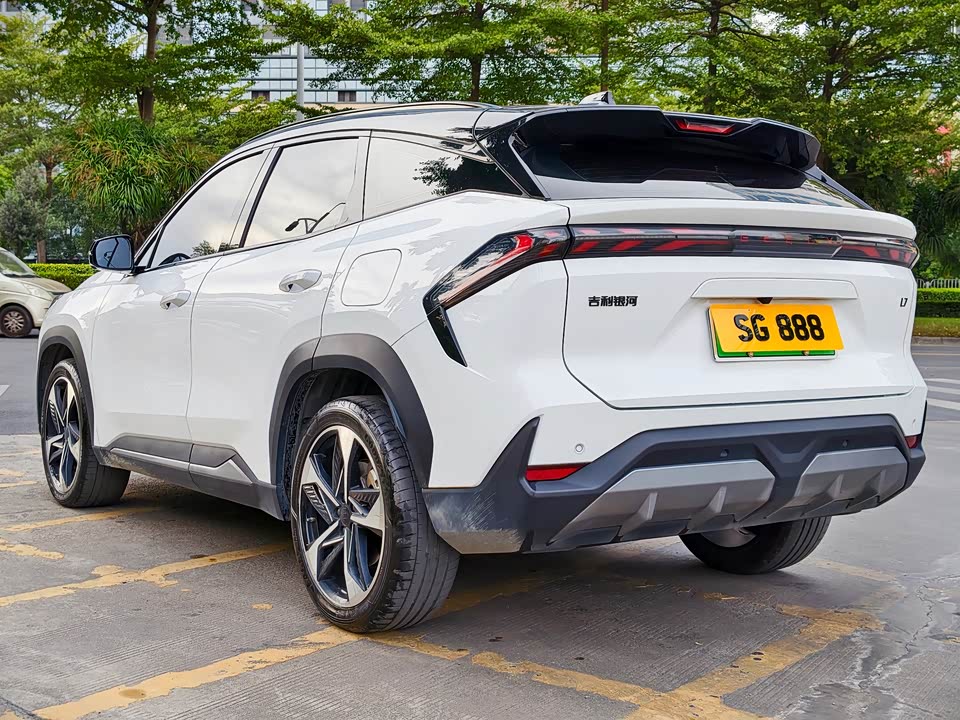 Geely Galaxy Galaxy L7