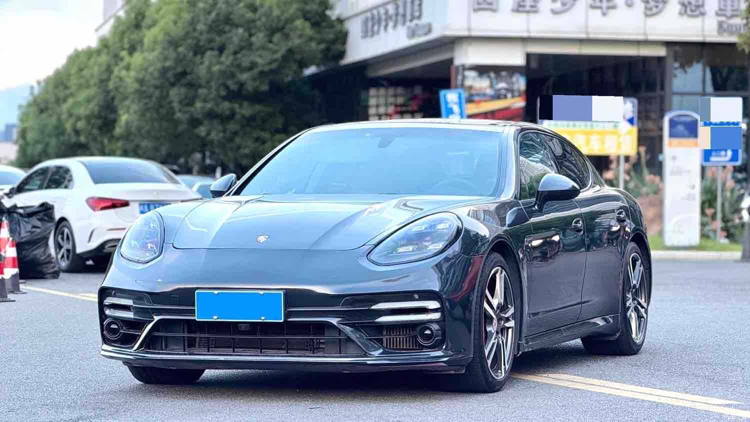 Porsche Panamera