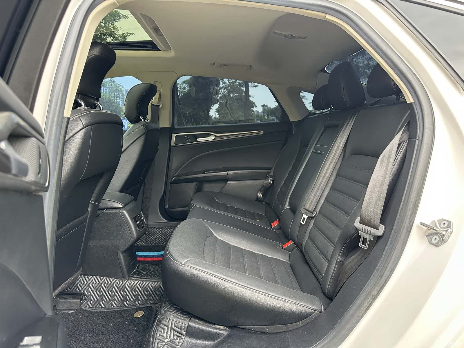 Ford Mondeo, 2018 6