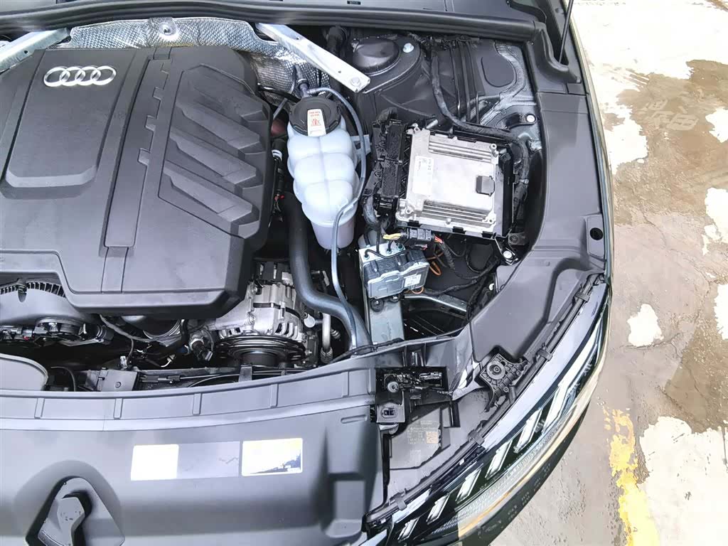 Audi A4L, 2024 11
