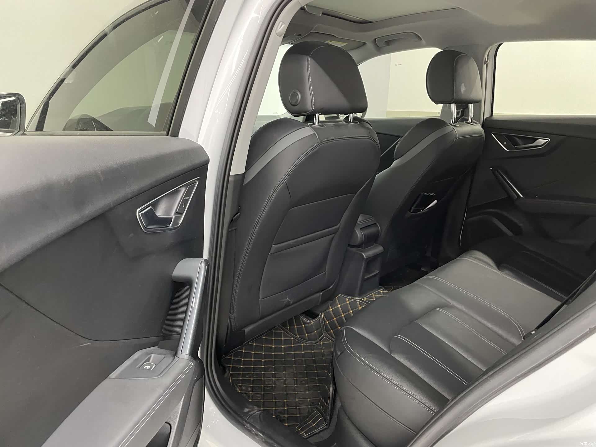 Audi Q2L, 2024 12
