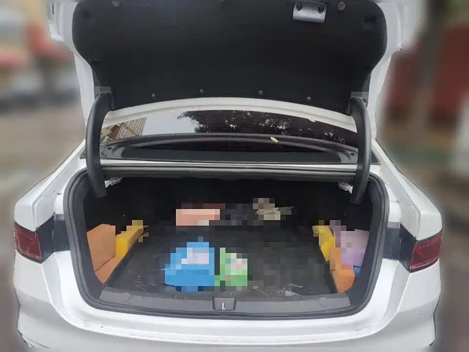 BYD Qin Yuan BYD Qin Yuan