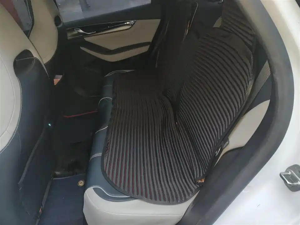 BYD Qin Yuan BYD Qin Yuan