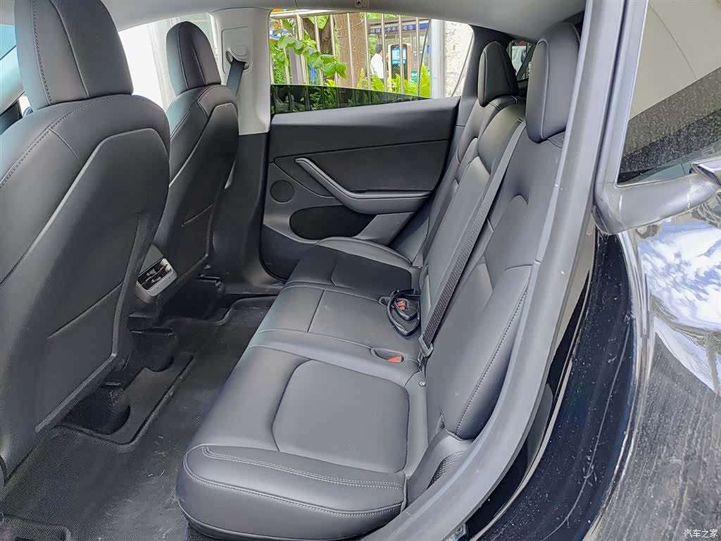 Tesla Model Y, 2021 8