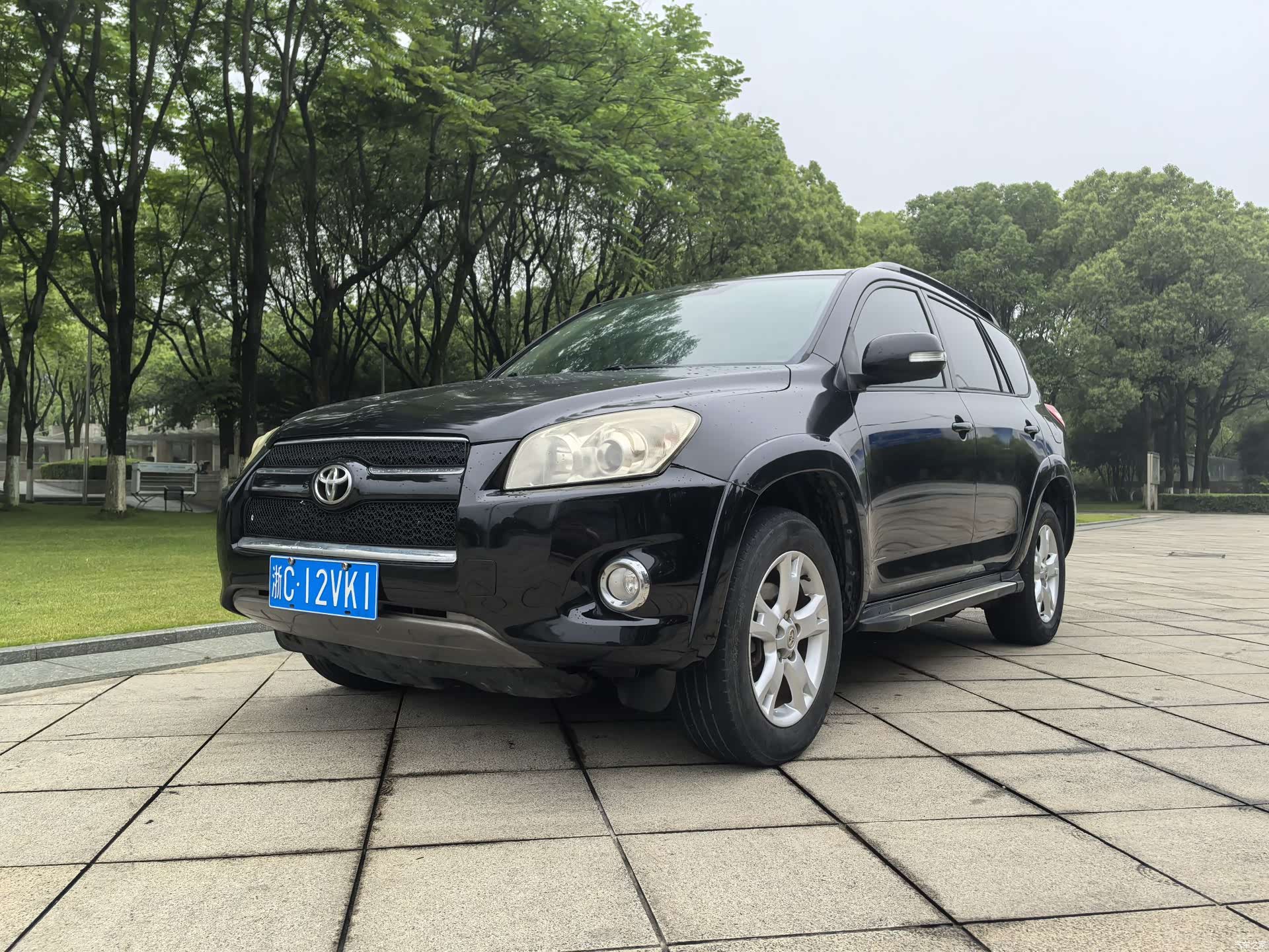 Toyota RAV4, 2013 1