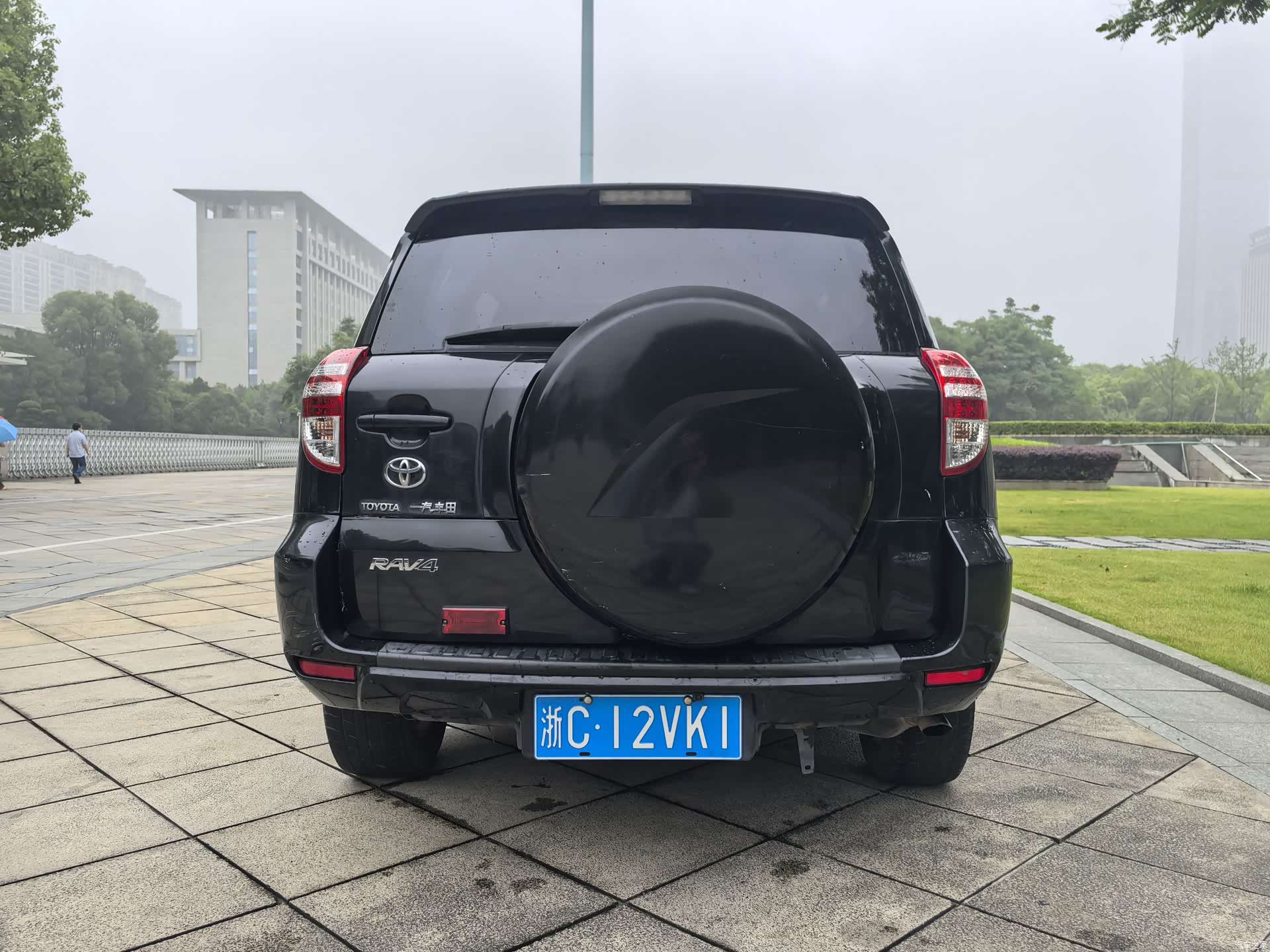 Toyota RAV4, 2013 17