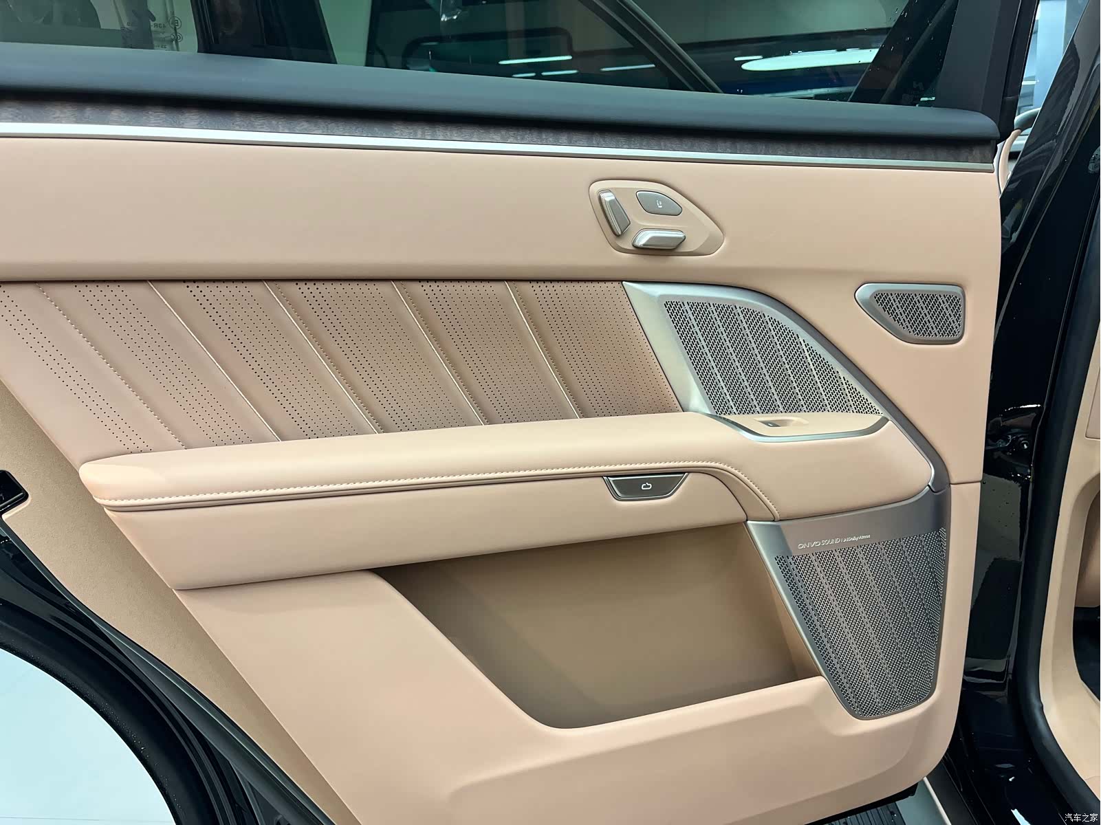 NIO L90, 2025 12