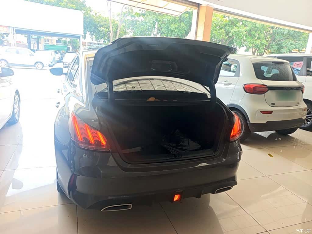 MG MG5, 2021 19