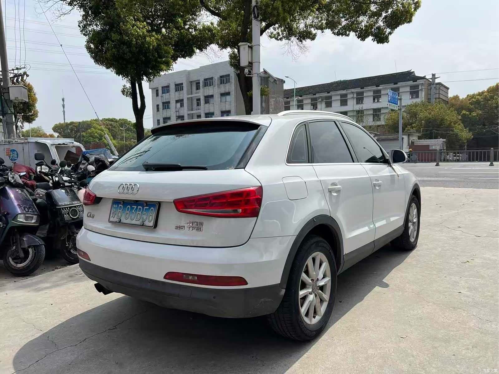 Audi Q3, 2015 4